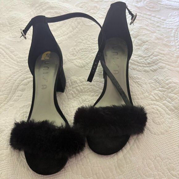 Unisa Black Suede Block Heels w/ Faux Fur Strap | Size 9 | Chic Statement Heels - Picture 1 of 5